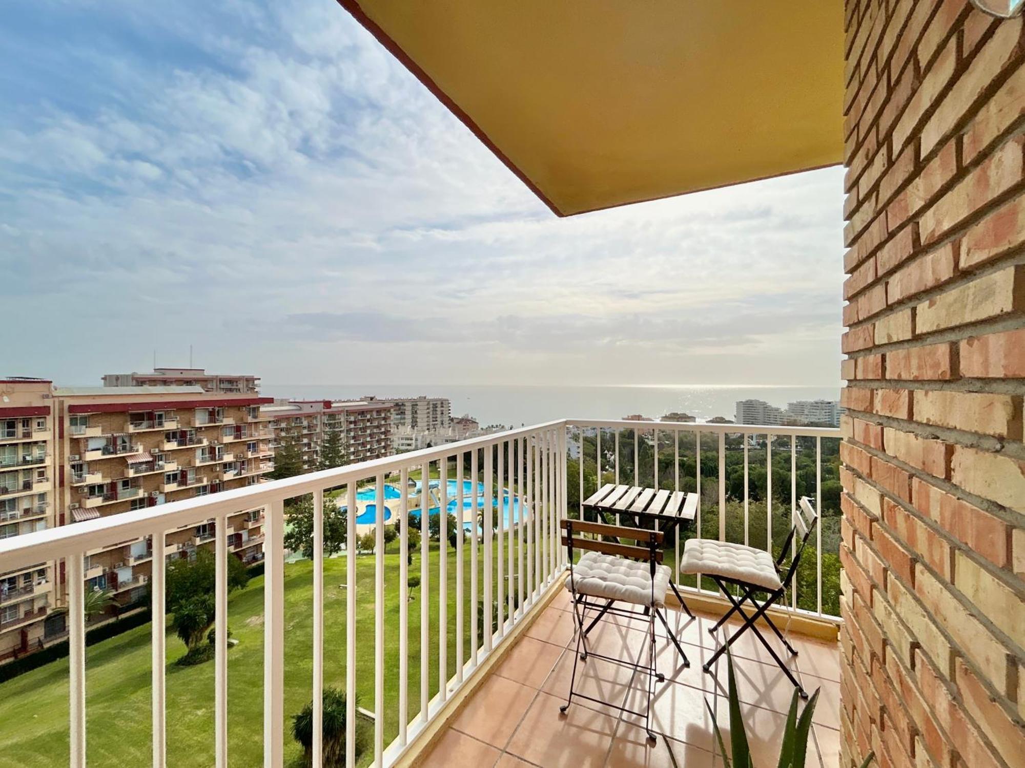 Acogedor Apartamento En Benalmadena Vistas Extérieur photo